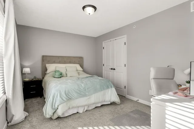 $365,000 | 3341 Lakewood Trail, Woodbury, MN 55129