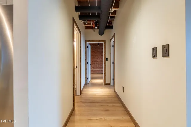 $2,800 | 453 East Main Street, Kingsport, TN 37660