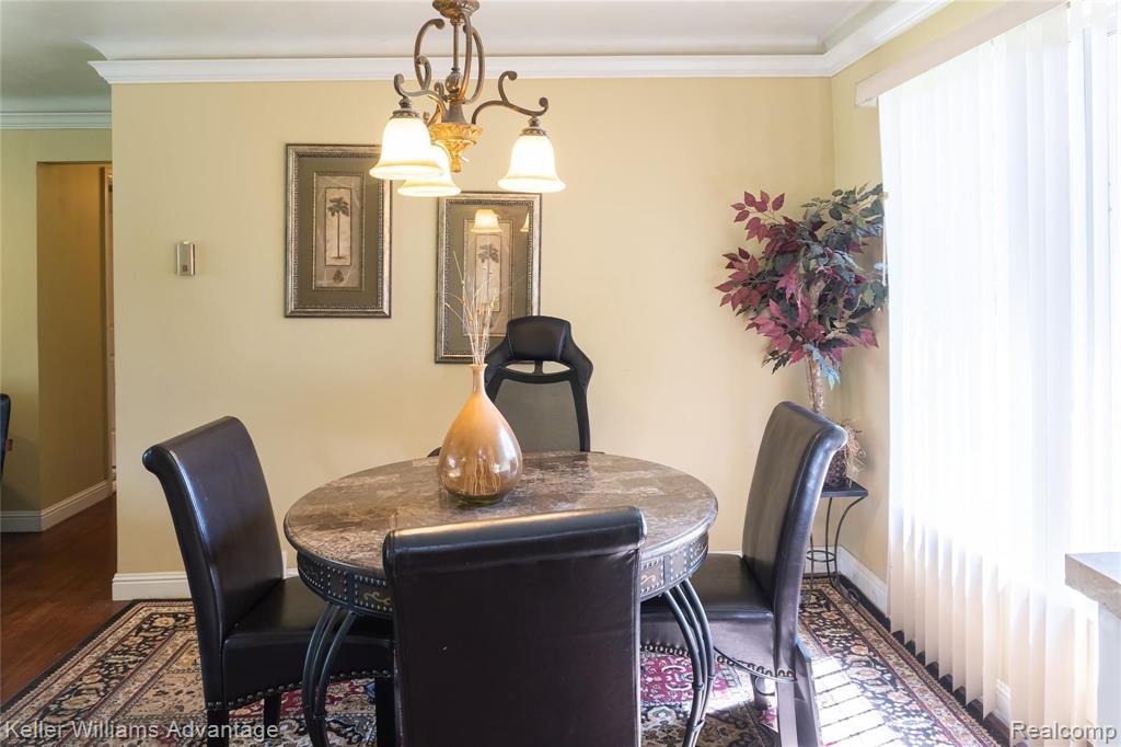 26073 Drake Road Farmington Hills, MI 48331 - Photo 11 of 39