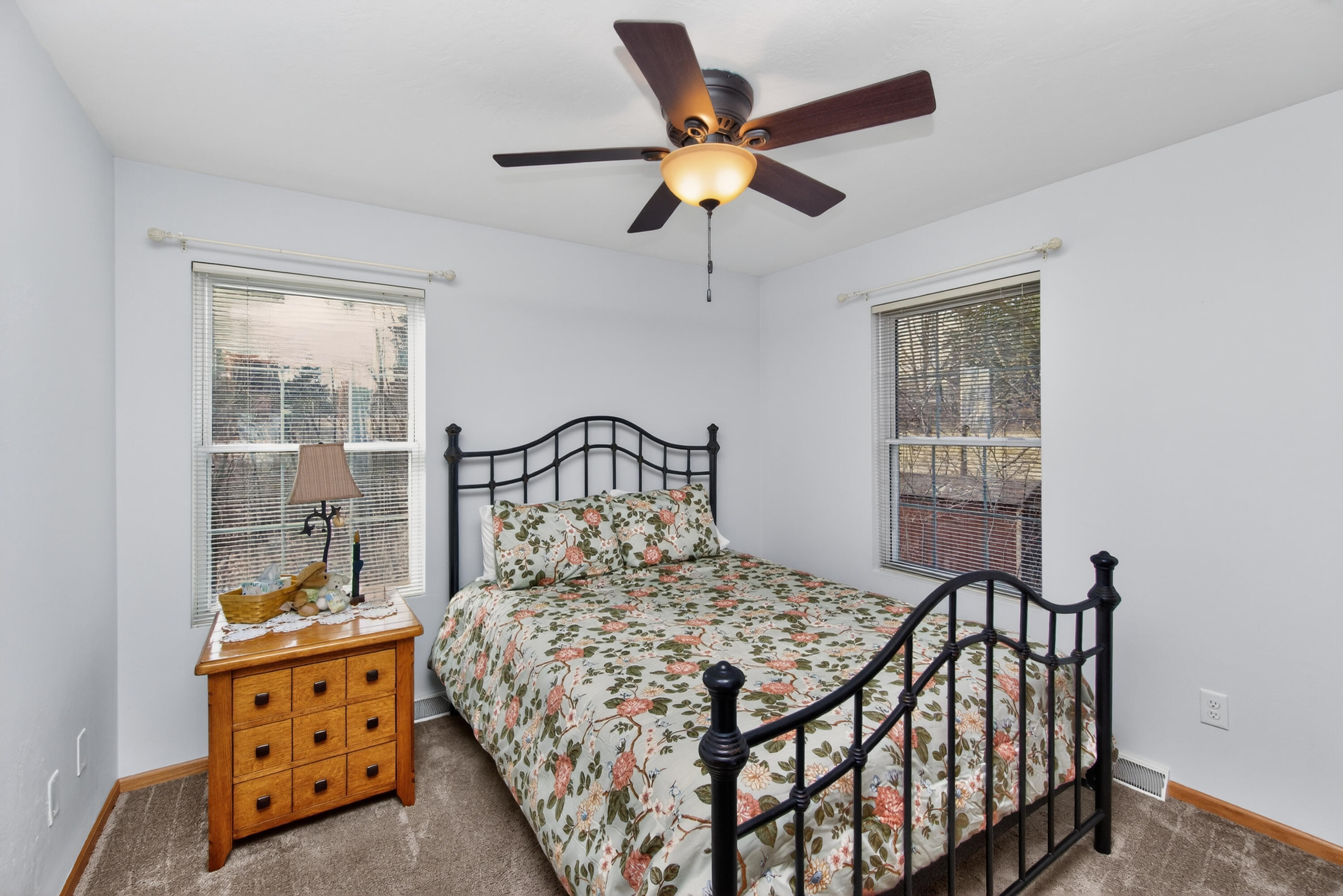 731 Hidden View Court Slinger, WI 53086 - Photo 14 of 33 DSC04438