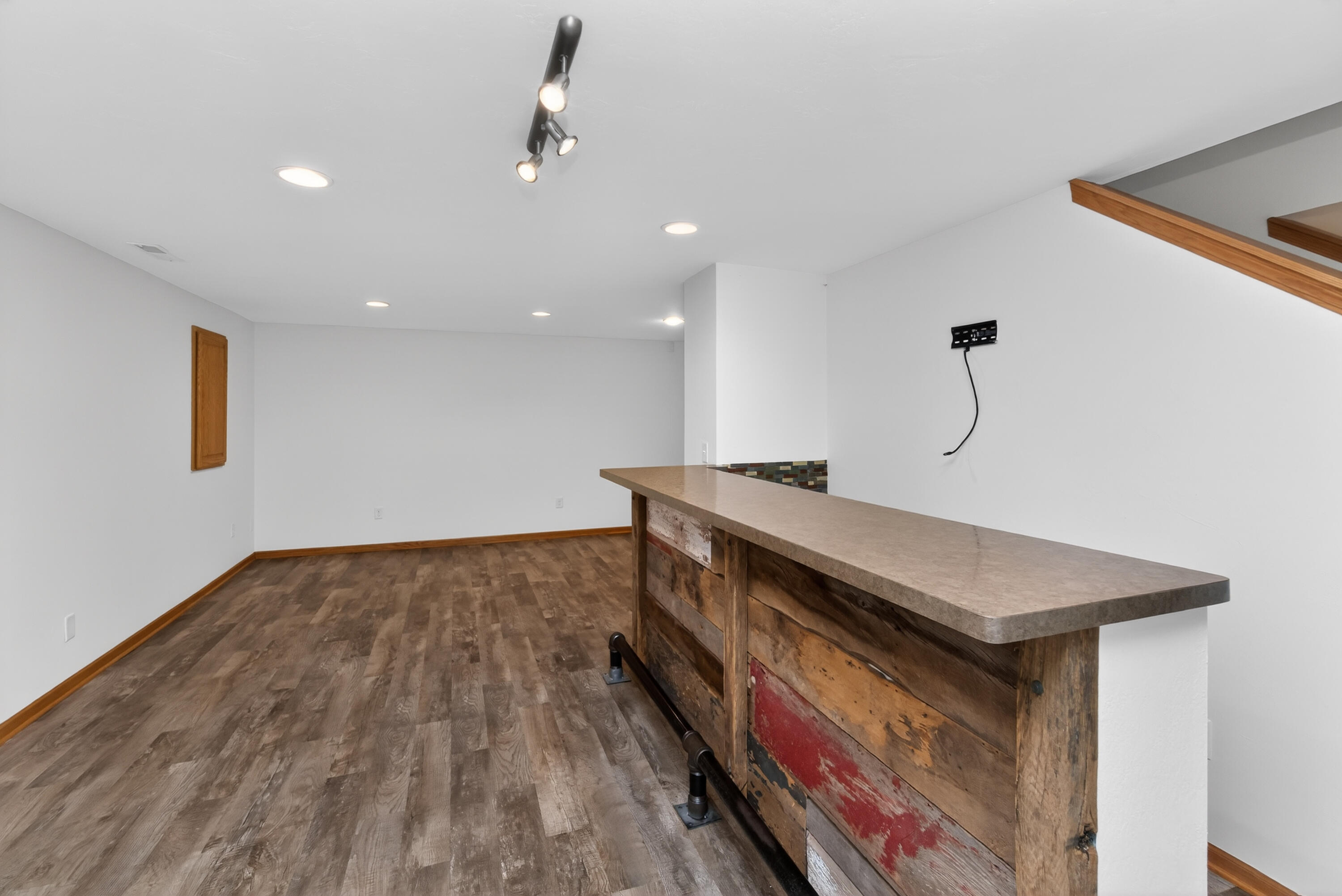 731 Hidden View Court Slinger, WI 53086 - Photo 17 of 33 DSC04411