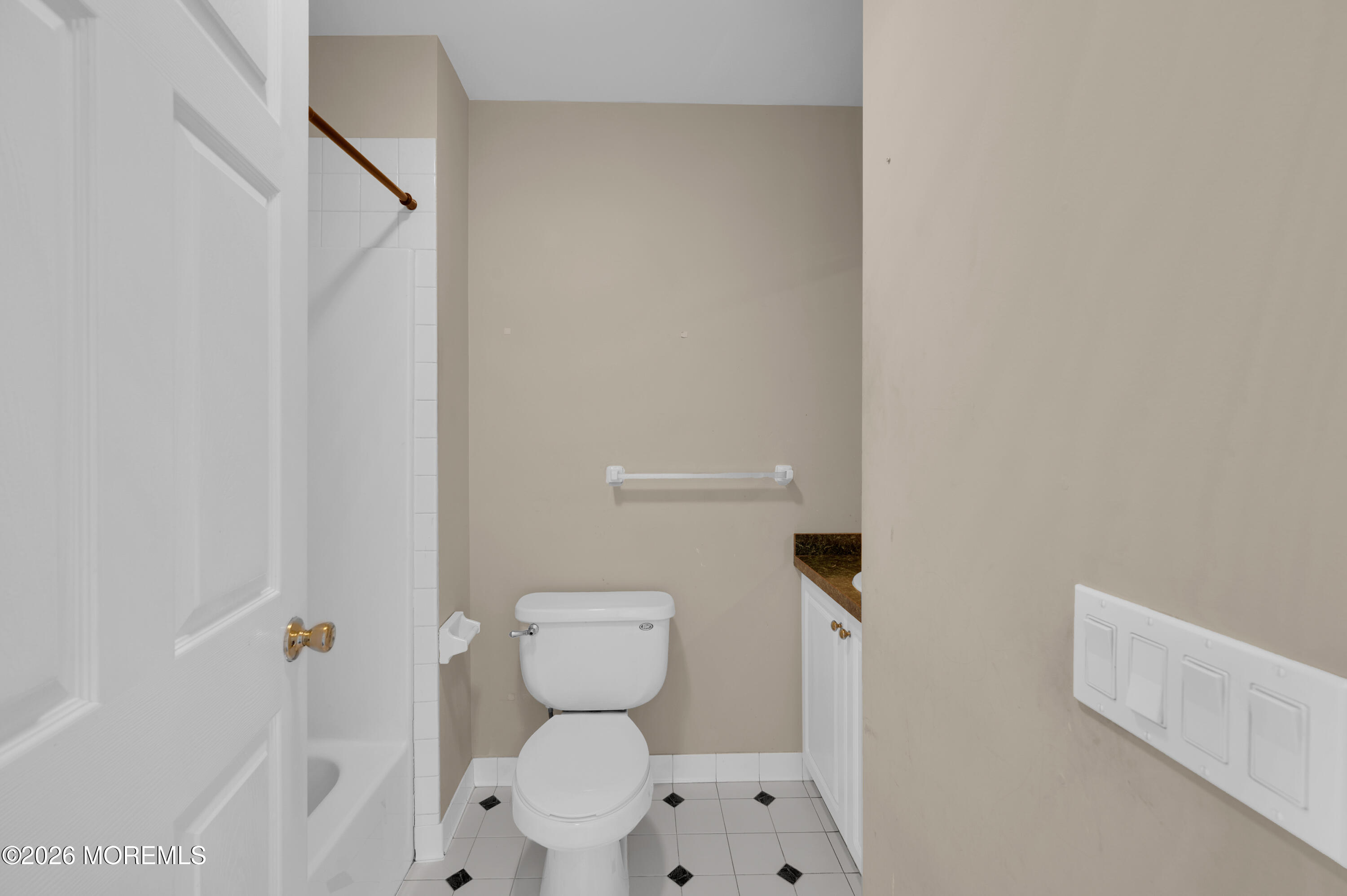 1651 Forge Pond Road Brick, NJ 08724 - Photo 43 of 71 IN LAW SUITE