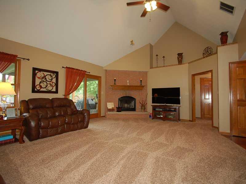 6030 Buck Trail Road Indianapolis, IN 46237 - Photo 2 of 24 Gallery Image 2