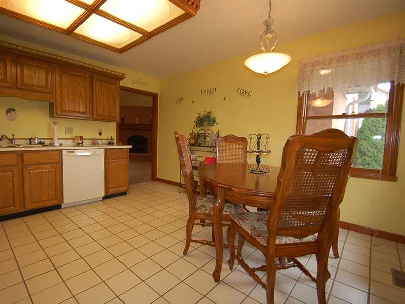 6030 Buck Trail Road Indianapolis, IN 46237 - Photo 16 of 24 Gallery Image 16