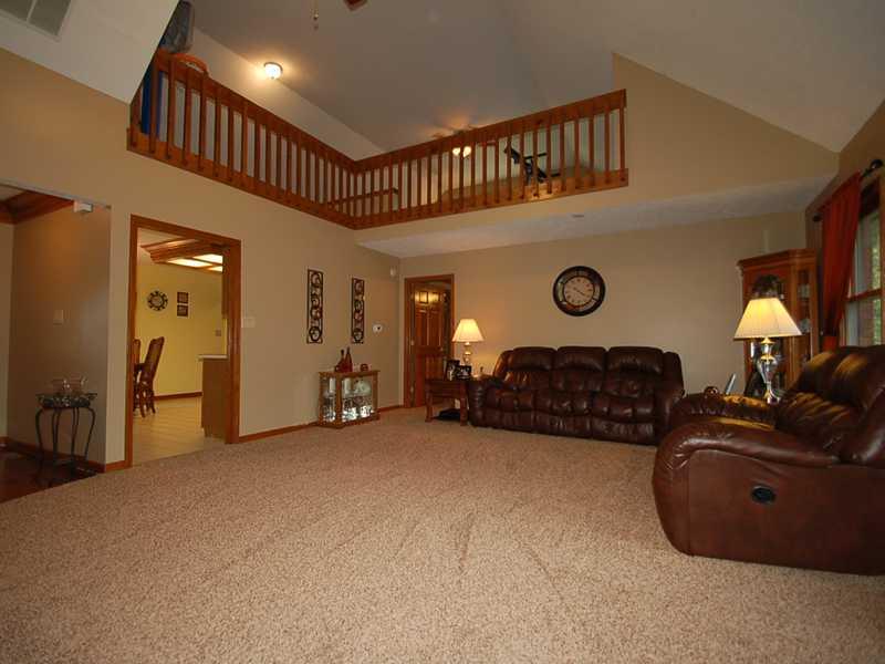 6030 Buck Trail Road Indianapolis, IN 46237 - Photo 3 of 24 Gallery Image 3