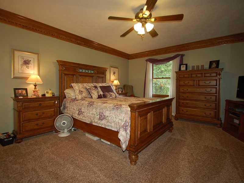 6030 Buck Trail Road Indianapolis, IN 46237 - Photo 6 of 24 Gallery Image 6