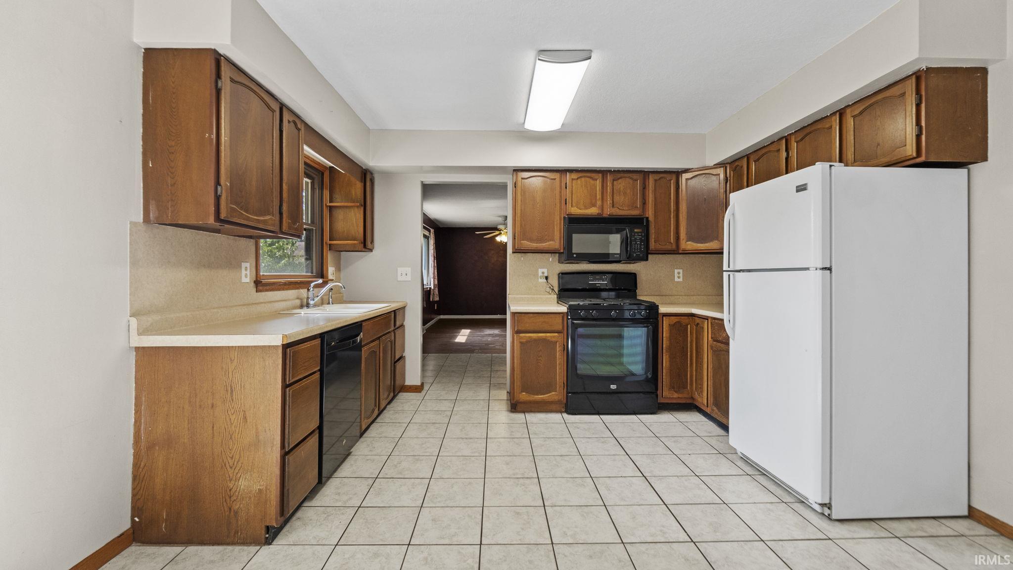 14929 Indianapolis Road Yoder, IN 46798 - Photo 10 of 29