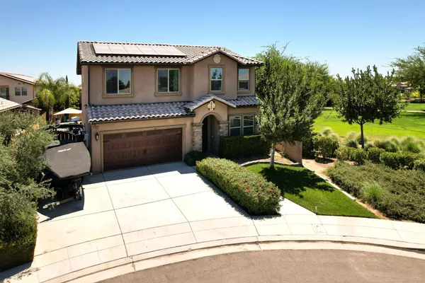 $575,000 | 5640 North Madelyn Avenue, Fresno, CA 93723