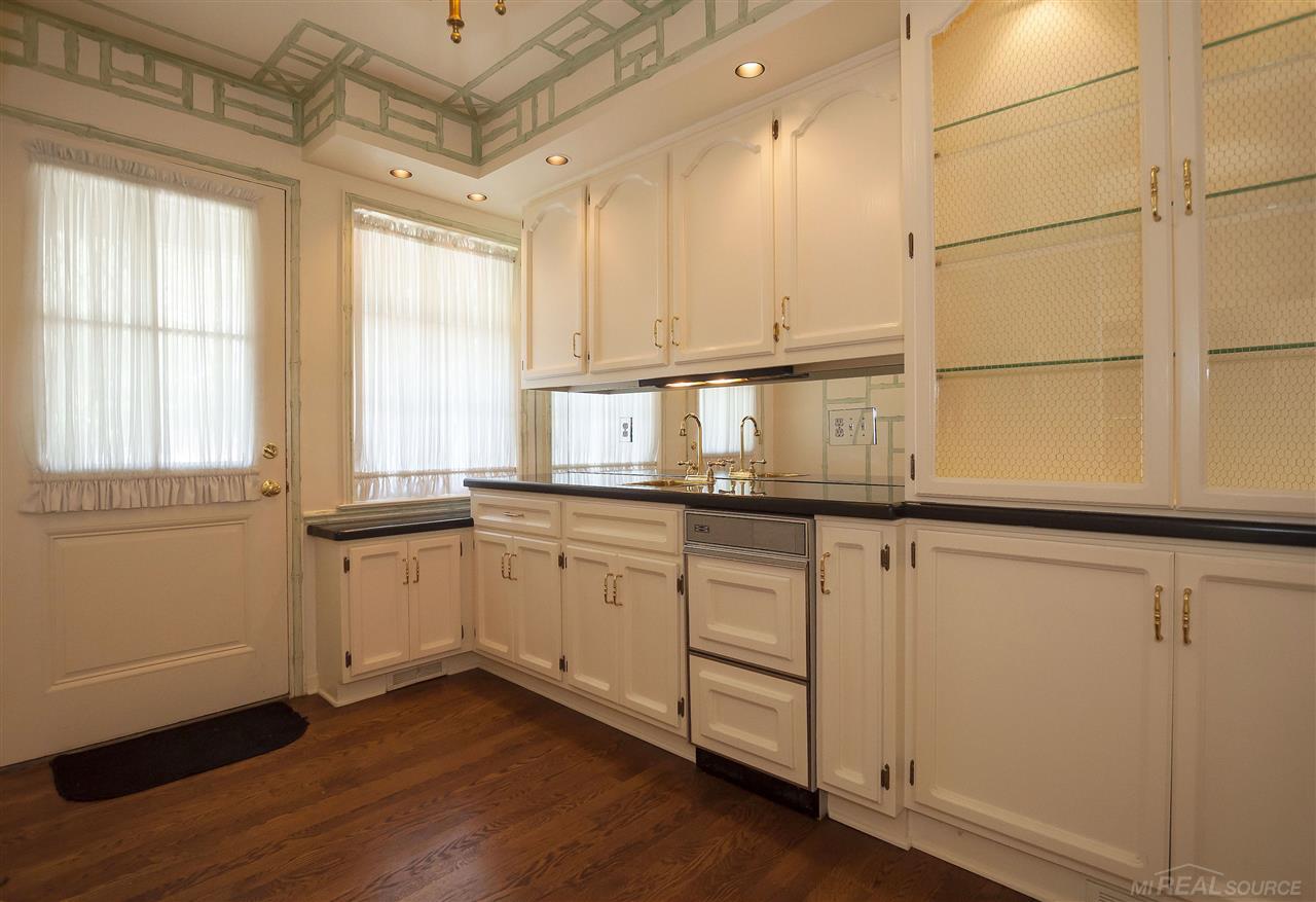 80 Lake Shore Road Grosse Pointe Farms, MI 48236 - Photo 49 of 90