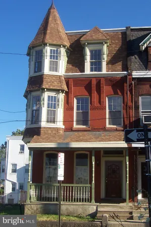 $1,450 | 3100 Mt Vernon Street, Unit 2, Philadelphia, PA 19104
