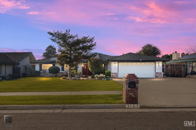 $424,950 | Undisclosed Address, Bakersfield, CA 93308