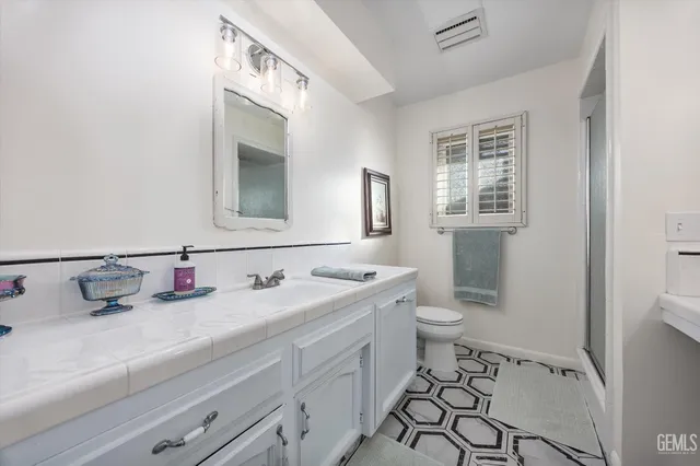 $424,950 | Undisclosed Address, Bakersfield, CA 93308