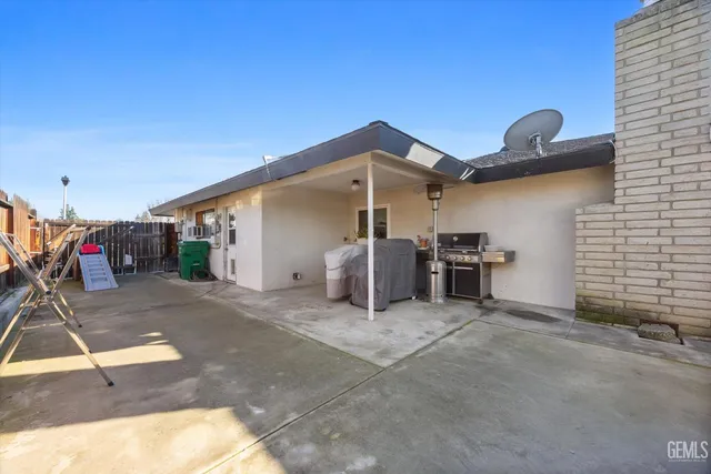 $424,950 | Undisclosed Address, Bakersfield, CA 93308