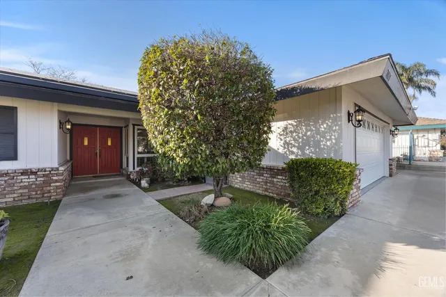 $424,950 | Undisclosed Address, Bakersfield, CA 93308