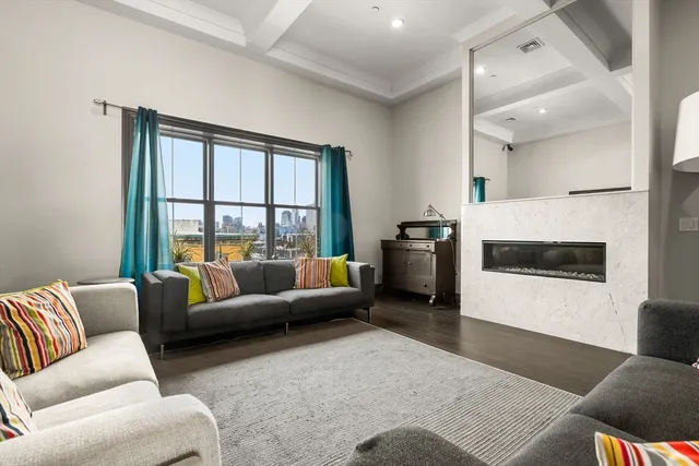 $1,079,000 | 309 E Street, Unit 36, Boston, MA 02127