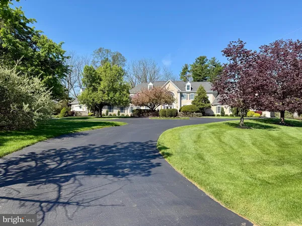 $2,450,000 | 5 Wingate Court, Flourtown, PA 19031