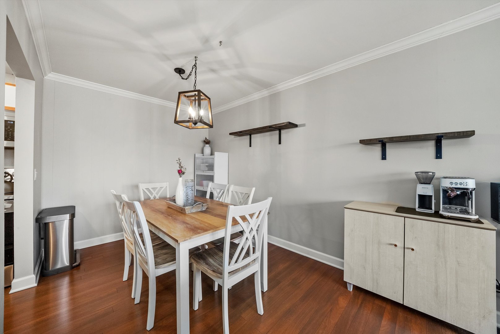 75 6th Avenue, Unit 302 La Grange, IL 60525 - Photo 12 of 33