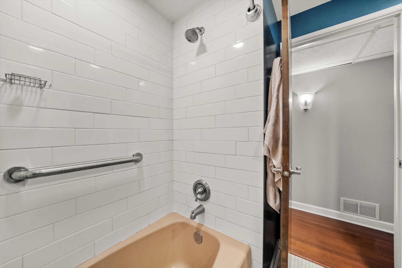 75 6th Avenue, Unit 302 La Grange, IL 60525 - Photo 18 of 33