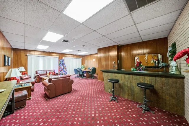 $299,900 | 75 6th Avenue, Unit 302, La Grange, IL 60525