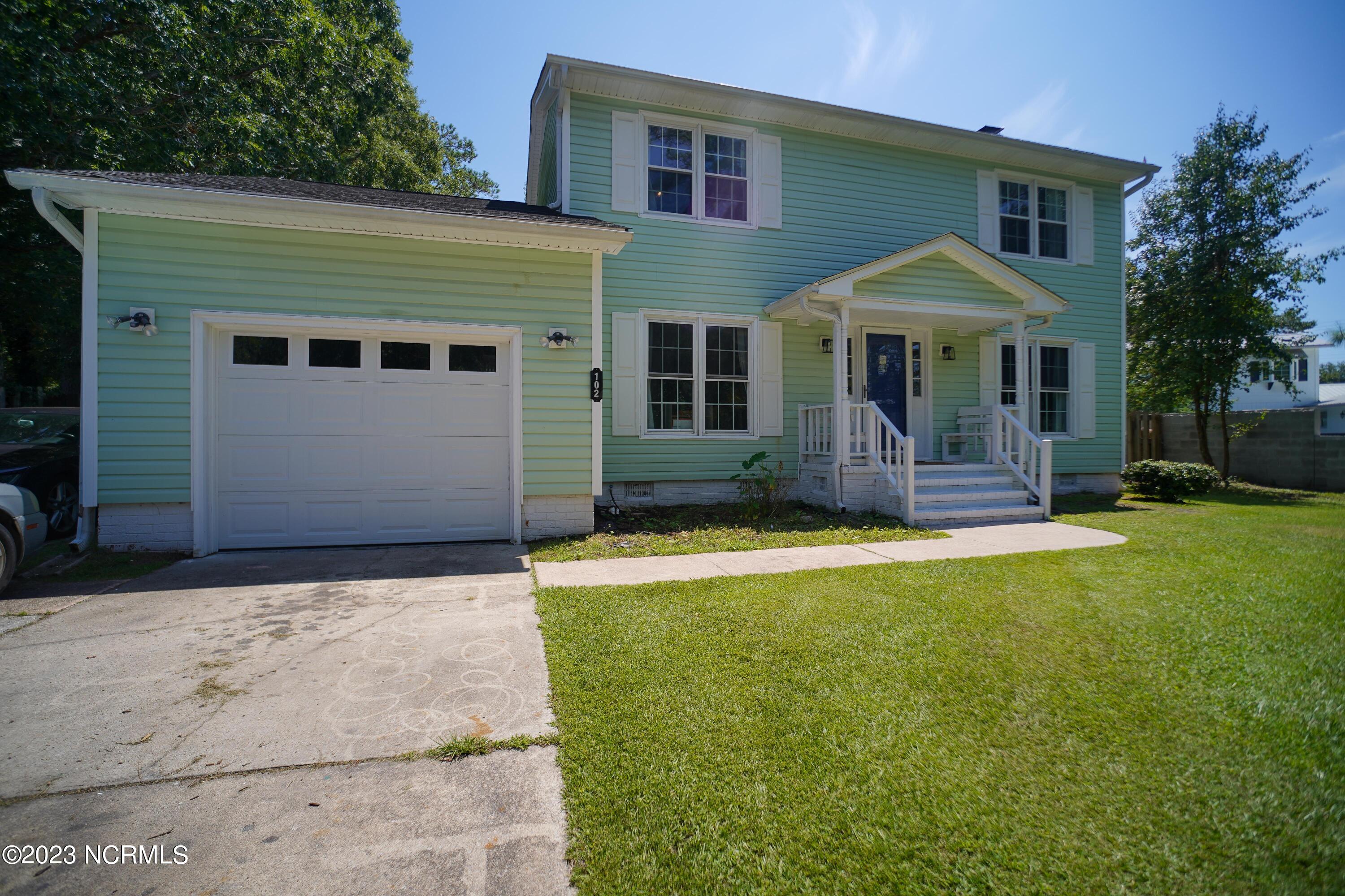 102 Nottingham Road Jacksonville, NC 28546 - Photo 2 of 61 102 Nottingham front 2