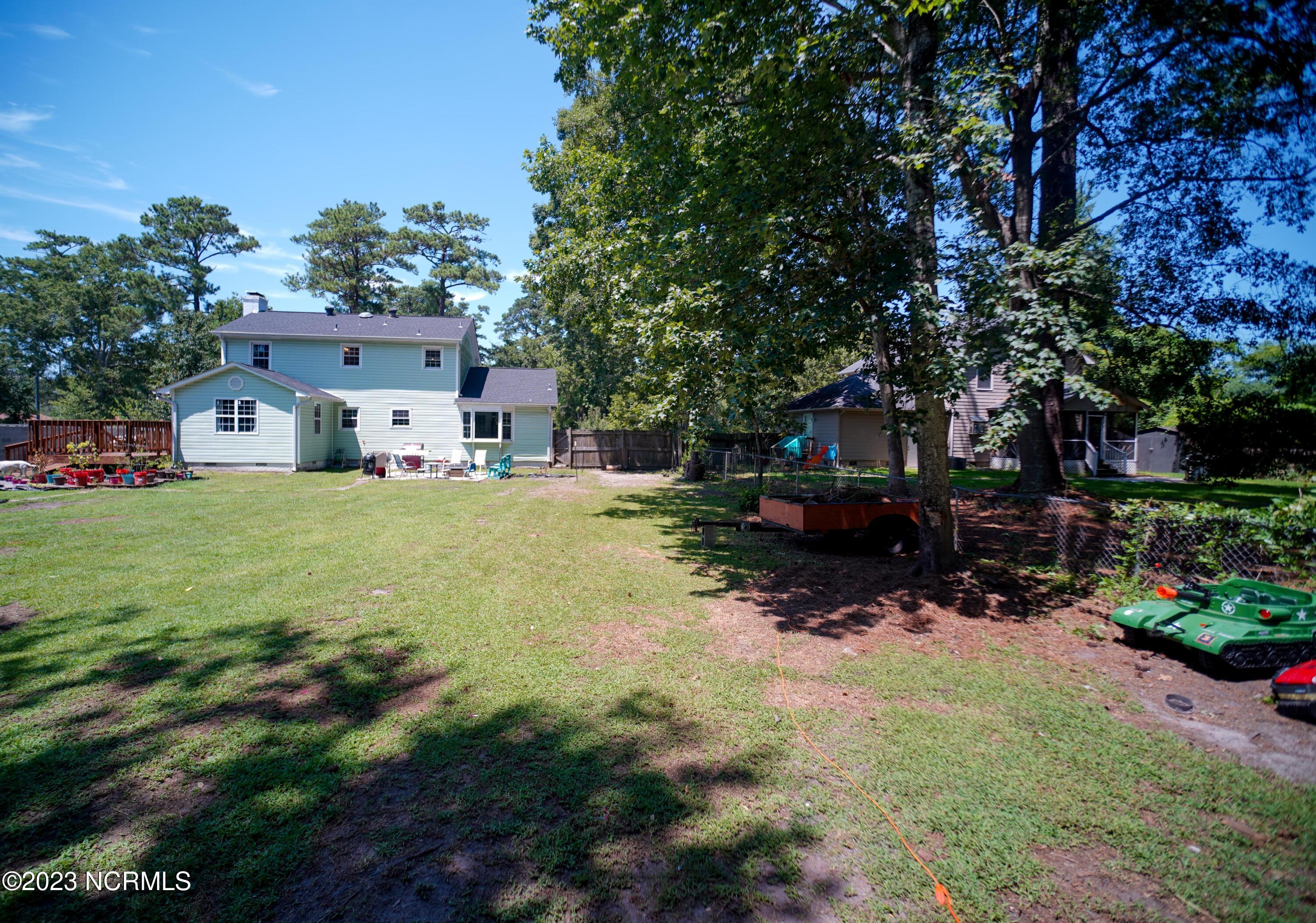 102 Nottingham Road Jacksonville, NC 28546 - Photo 57 of 61 102 Nottingham backyard 6