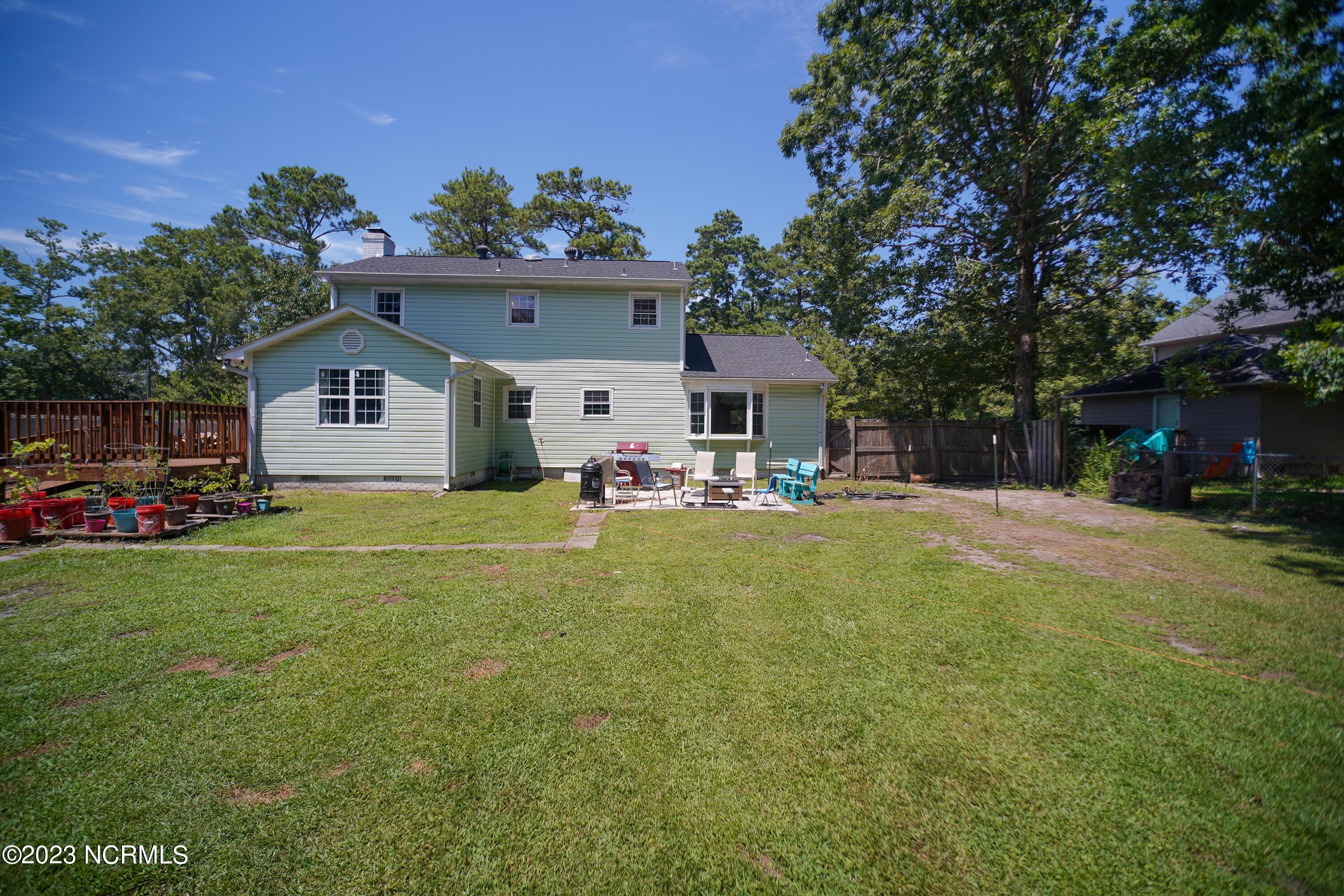 102 Nottingham Road Jacksonville, NC 28546 - Photo 58 of 61 102 Nottingham backyard 7