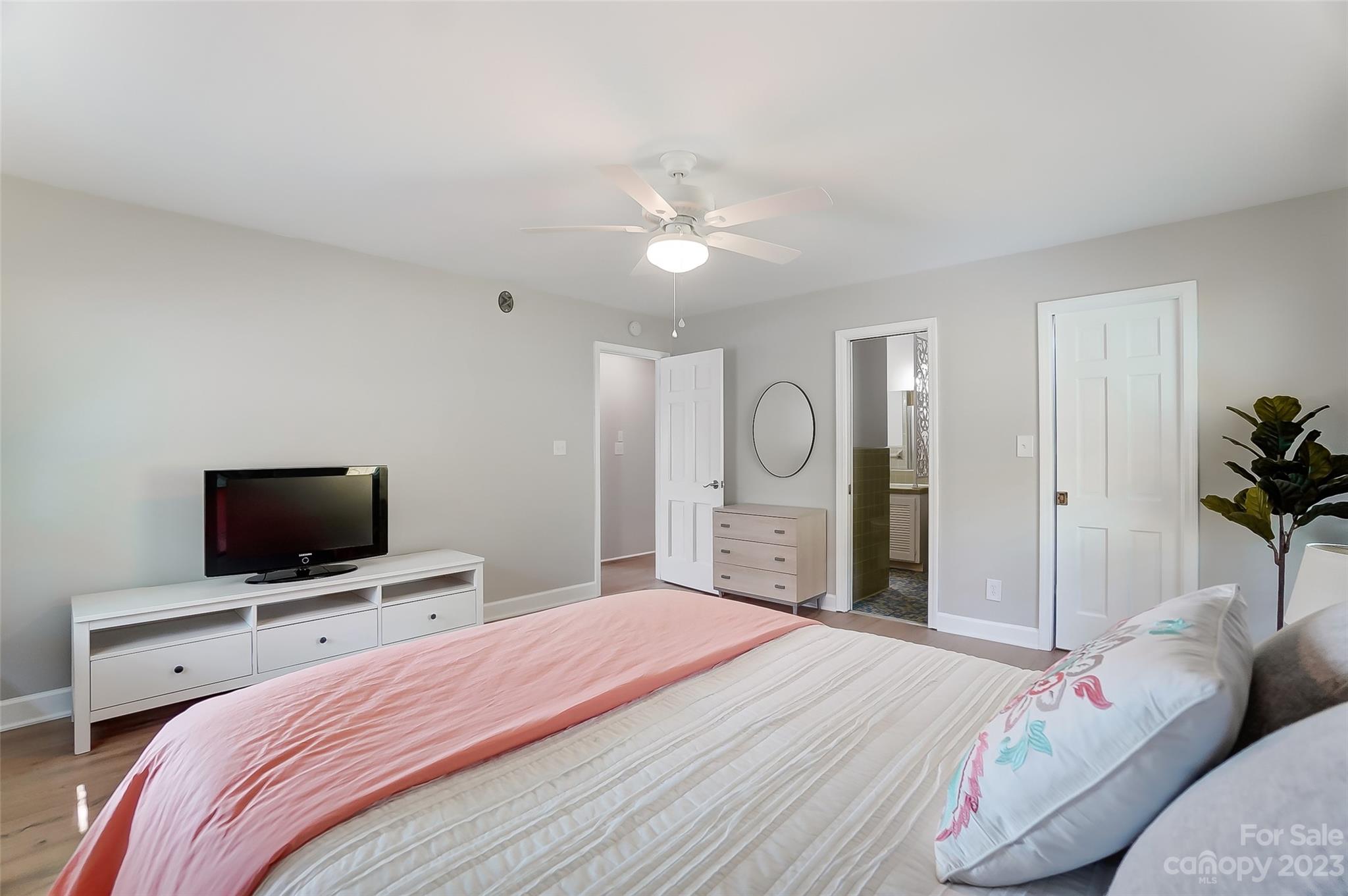 9802 Withers Road Charlotte, NC 28278 - Photo 25 of 43 Gallery Image 25