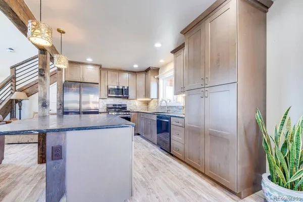 $529,900 | 102 Yucca Lane, Westcliffe, CO 81252