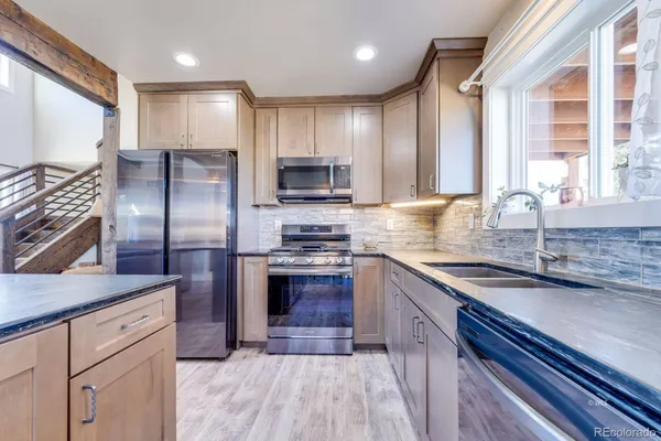 $529,900 | 102 Yucca Lane, Westcliffe, CO 81252