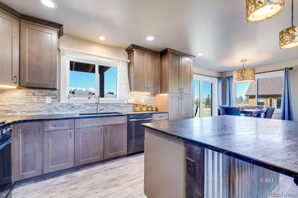 $529,900 | 102 Yucca Lane, Westcliffe, CO 81252