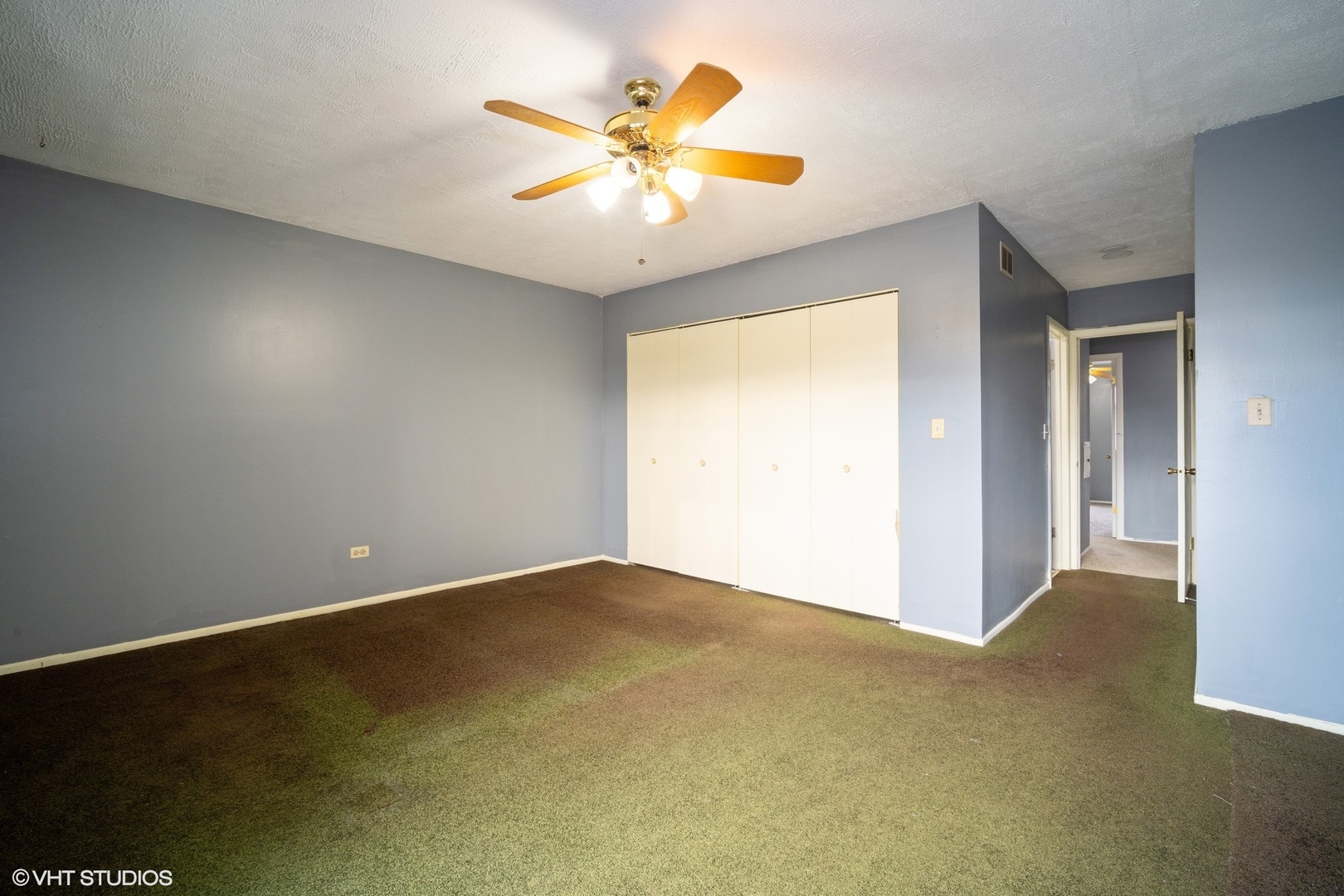 9259 Ballard Road Des Plaines, IL 60016 - Photo 13 of 24 Gallery Image 13