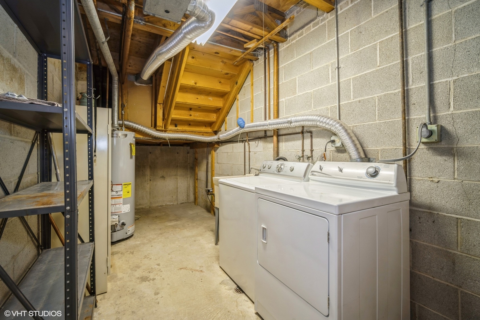 9259 Ballard Road Des Plaines, IL 60016 - Photo 18 of 24 Gallery Image 18