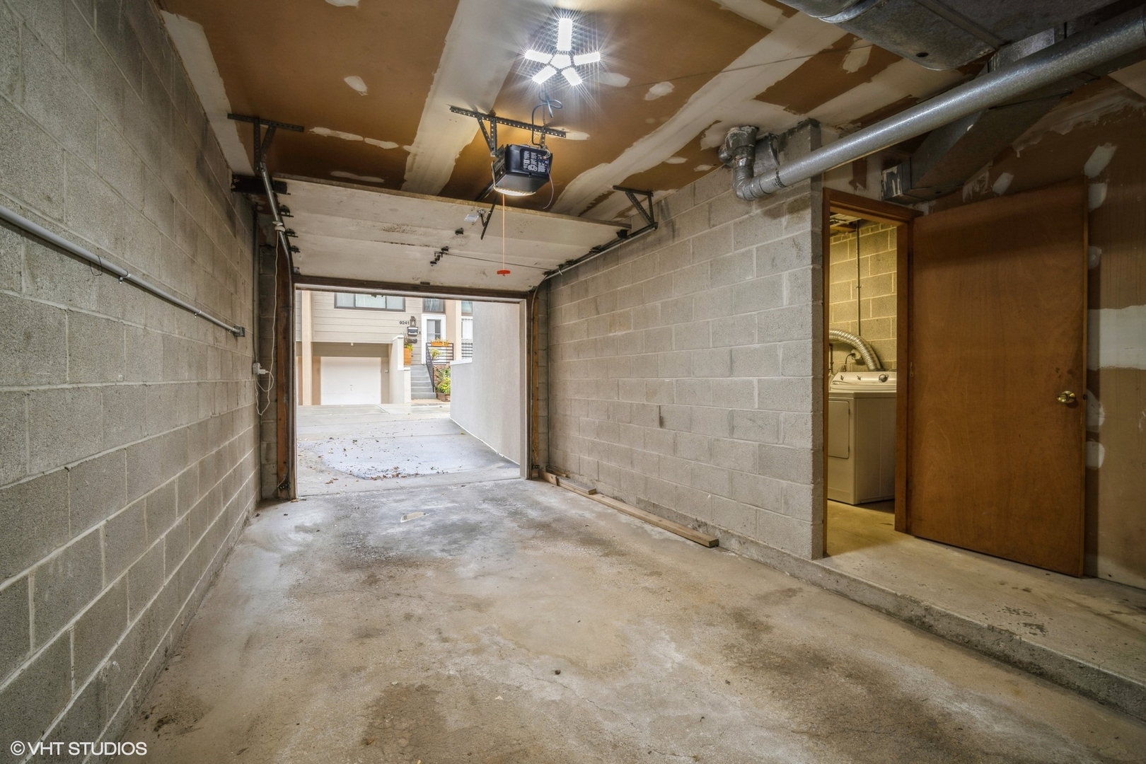 9259 Ballard Road Des Plaines, IL 60016 - Photo 19 of 24 Gallery Image 19