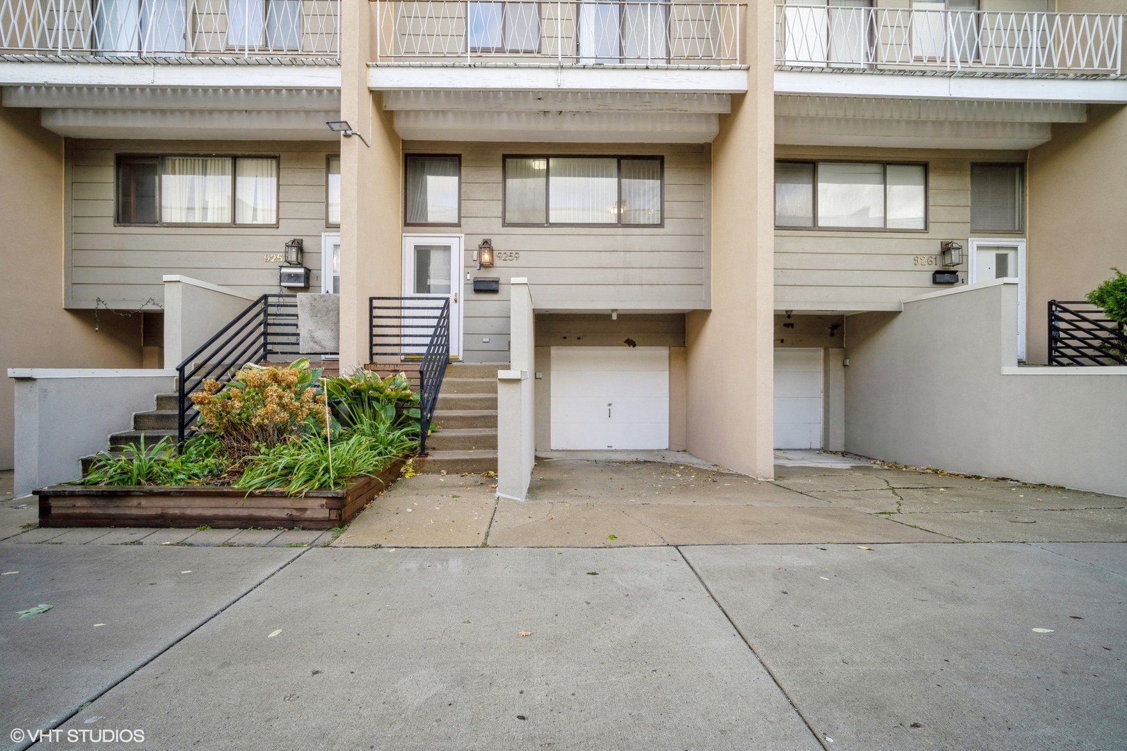 9259 Ballard Road Des Plaines, IL 60016 - Photo 2 of 24 Gallery Image 2