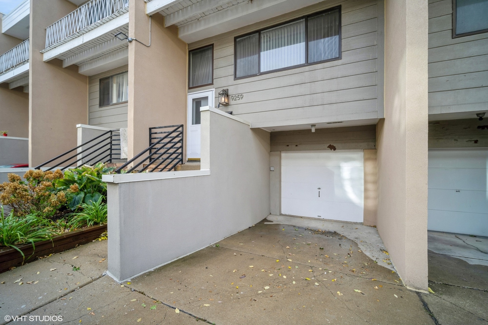 9259 Ballard Road Des Plaines, IL 60016 - Photo 3 of 24 Gallery Image 3