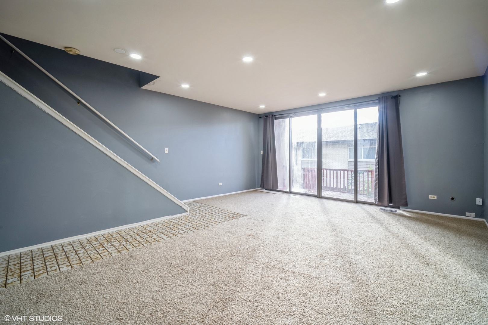 9259 Ballard Road Des Plaines, IL 60016 - Photo 4 of 24 Gallery Image 4