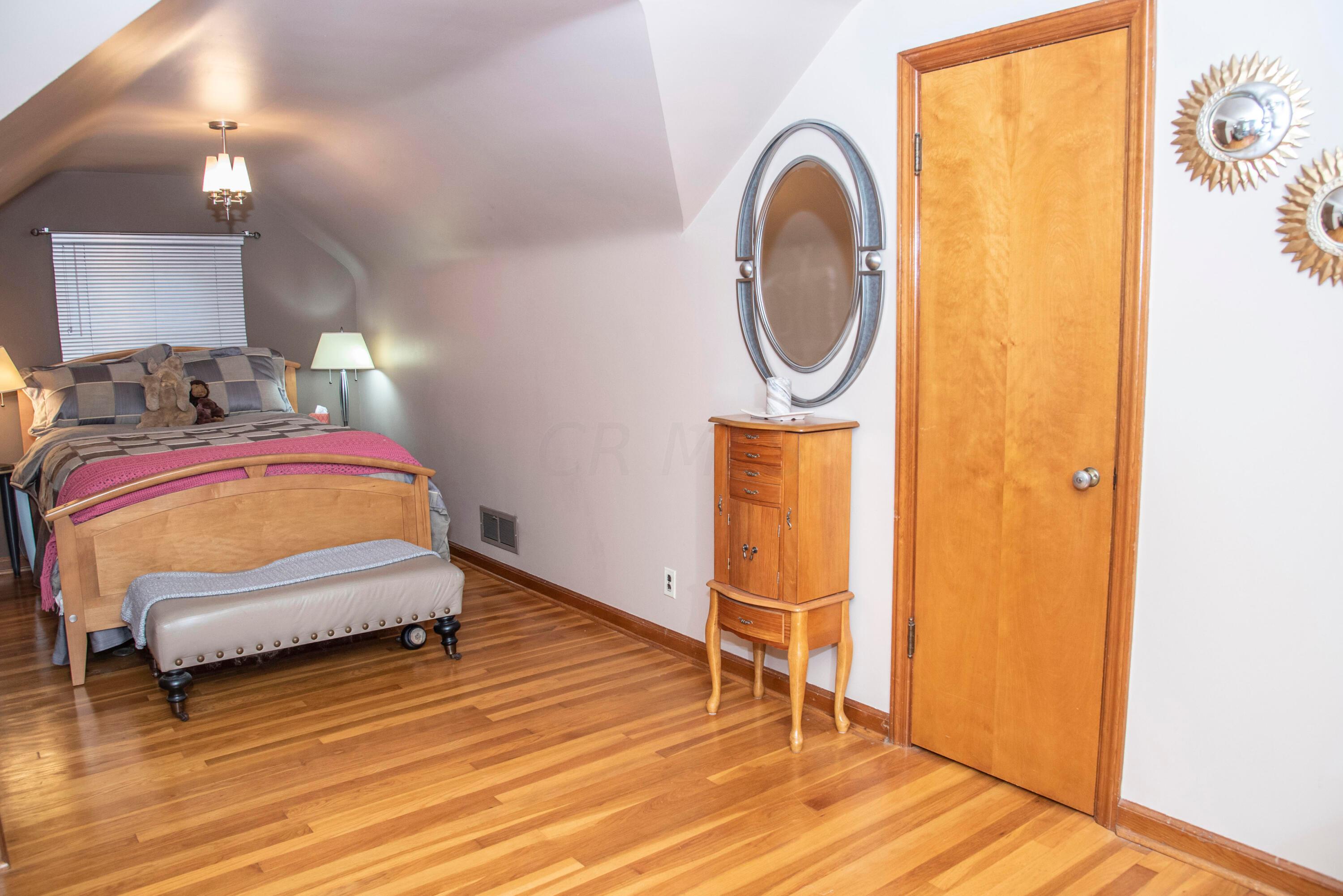1241 Haddon Road Columbus, OH 43209 - Photo 38 of 74 Gallery Image 38