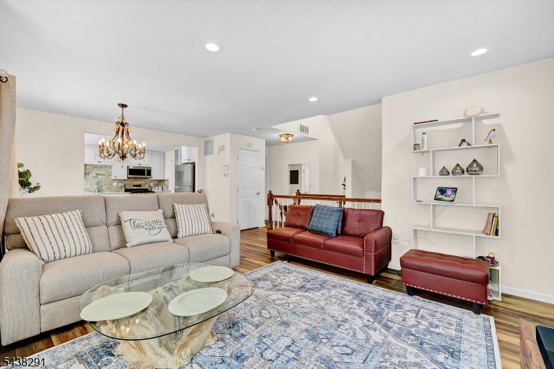 810 Plymouth Road North Brunswick, NJ 08902 - Photo 17 of 46