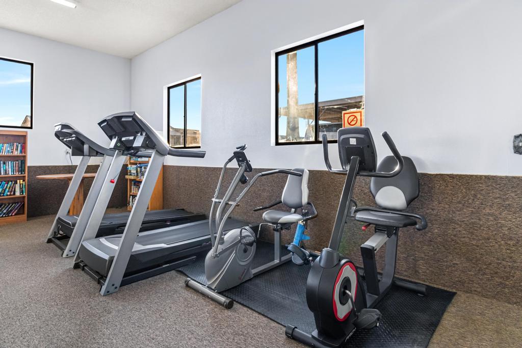1545 East El Rodeo Road, Unit 42 Fort Mohave, AZ 86426 - Photo 43 of 45 a room with gym equipment