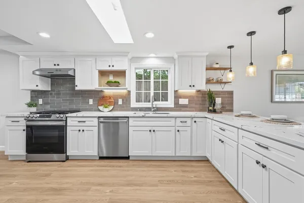 $2,680,000 | 413 Del Medio Avenue, Mountain View, CA 94040