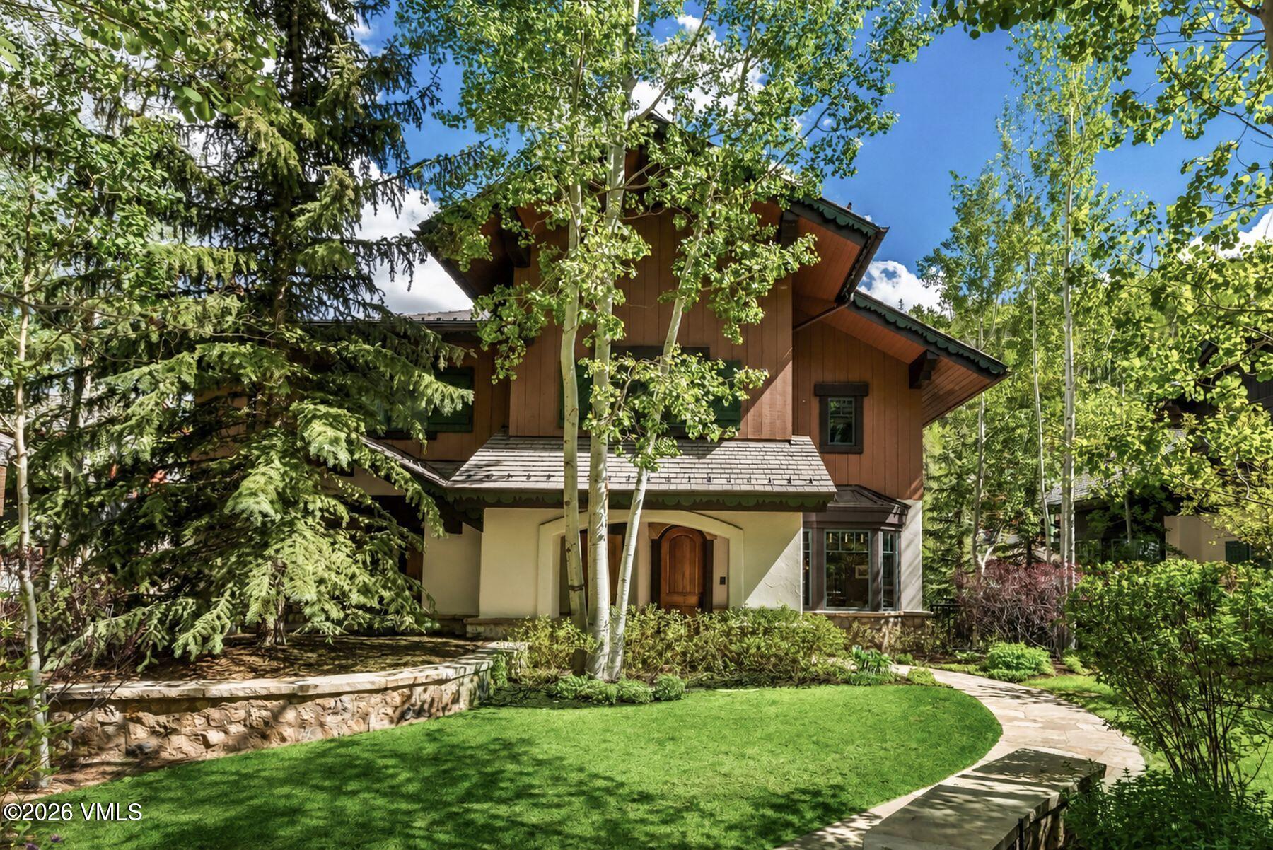 825 West Forest Road, Unit 3 Vail, CO 81657 - Photo 37 of 41 photo_online_037