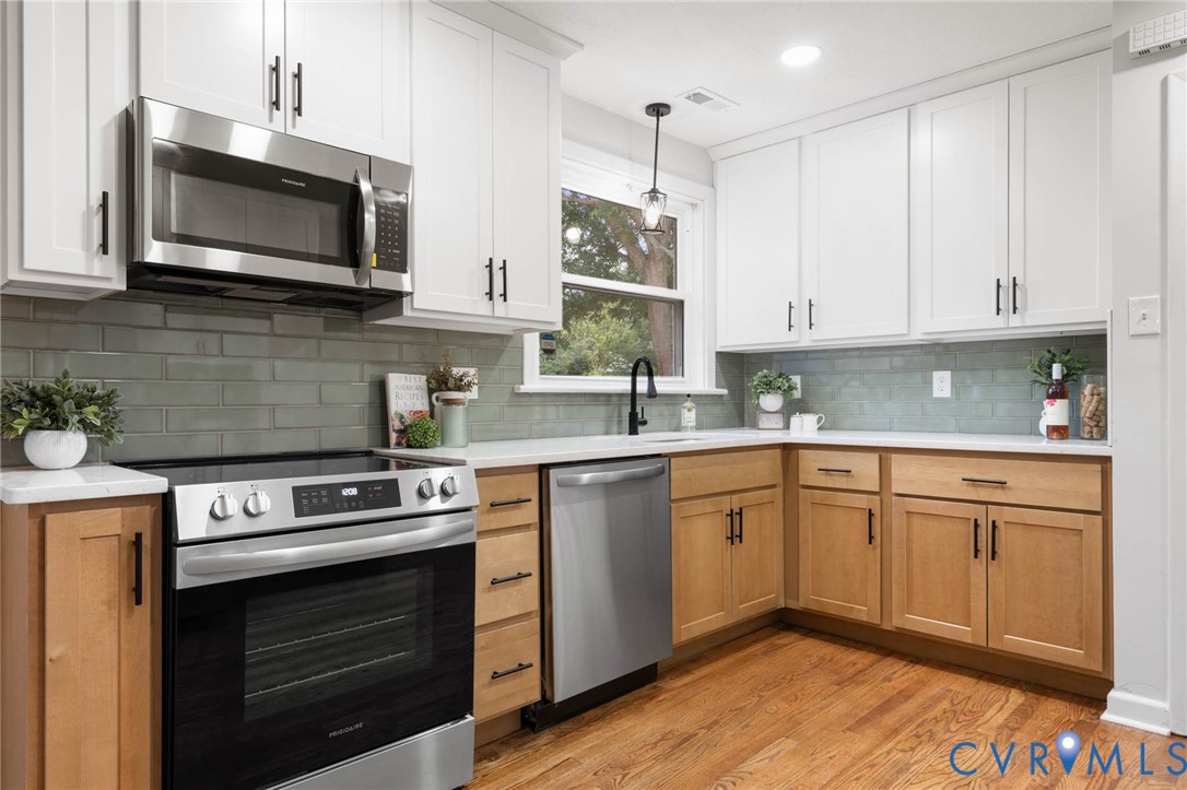 3122 Comet Road Henrico, VA 23294 - Photo 9 of 47 NEW stainless steel appliances