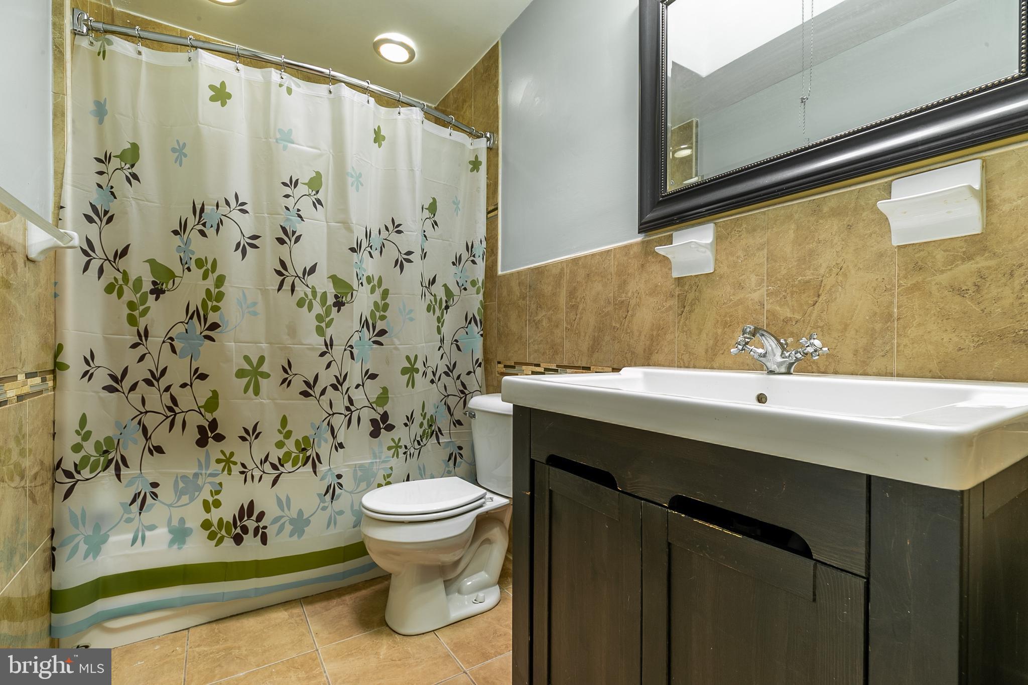 8629 Rugby Street Philadelphia, PA 19150 - Photo 13 of 16 Gallery Image 13