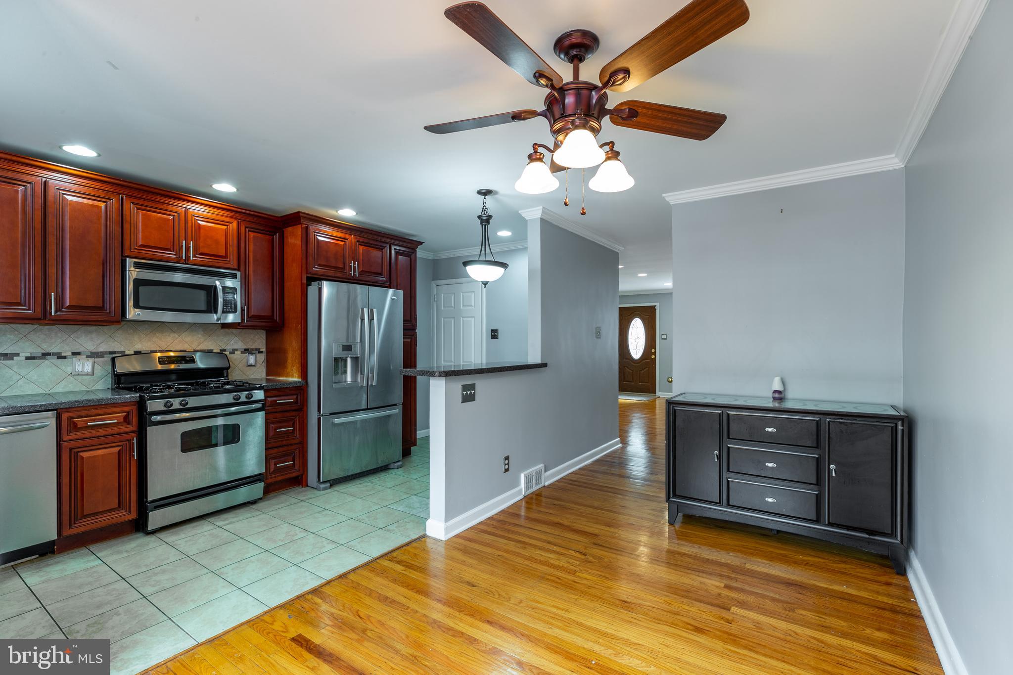 8629 Rugby Street Philadelphia, PA 19150 - Photo 8 of 16 Gallery Image 8