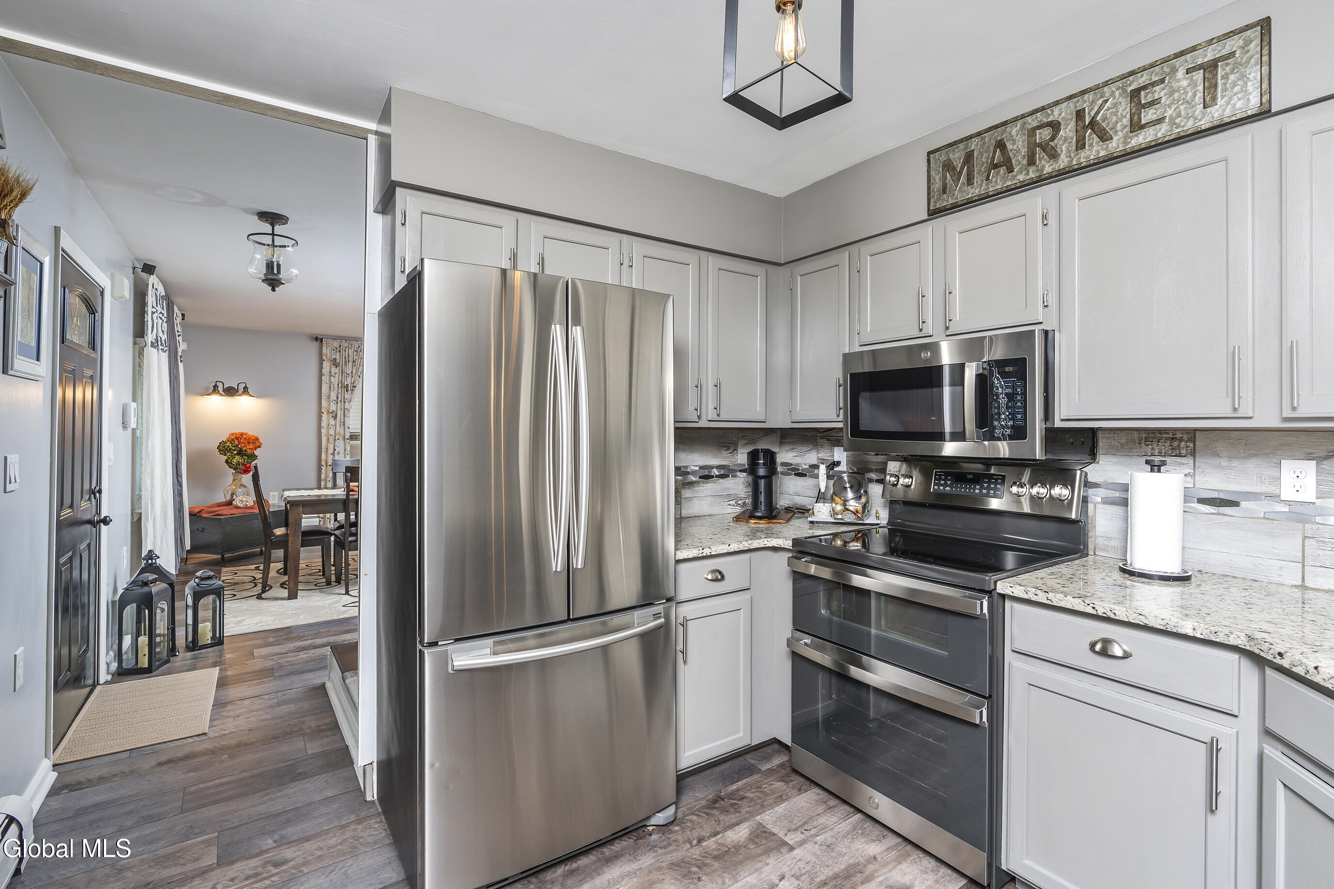 1094 Roberta Road Schenectady, NY 12303 - Photo 22 of 47 044-1094-Roberta-Rd