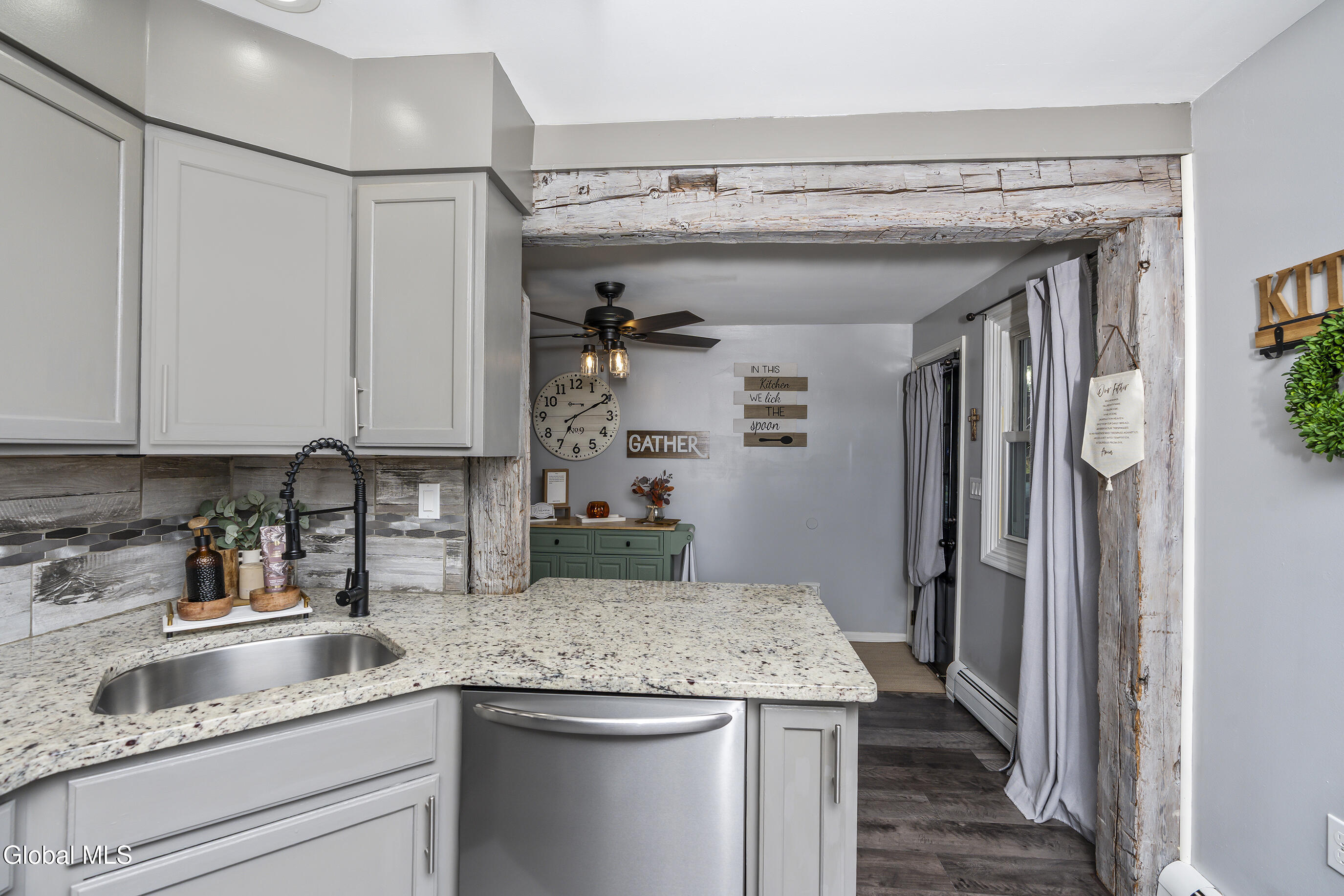 1094 Roberta Road Schenectady, NY 12303 - Photo 24 of 47 045-1094-Roberta-Rd