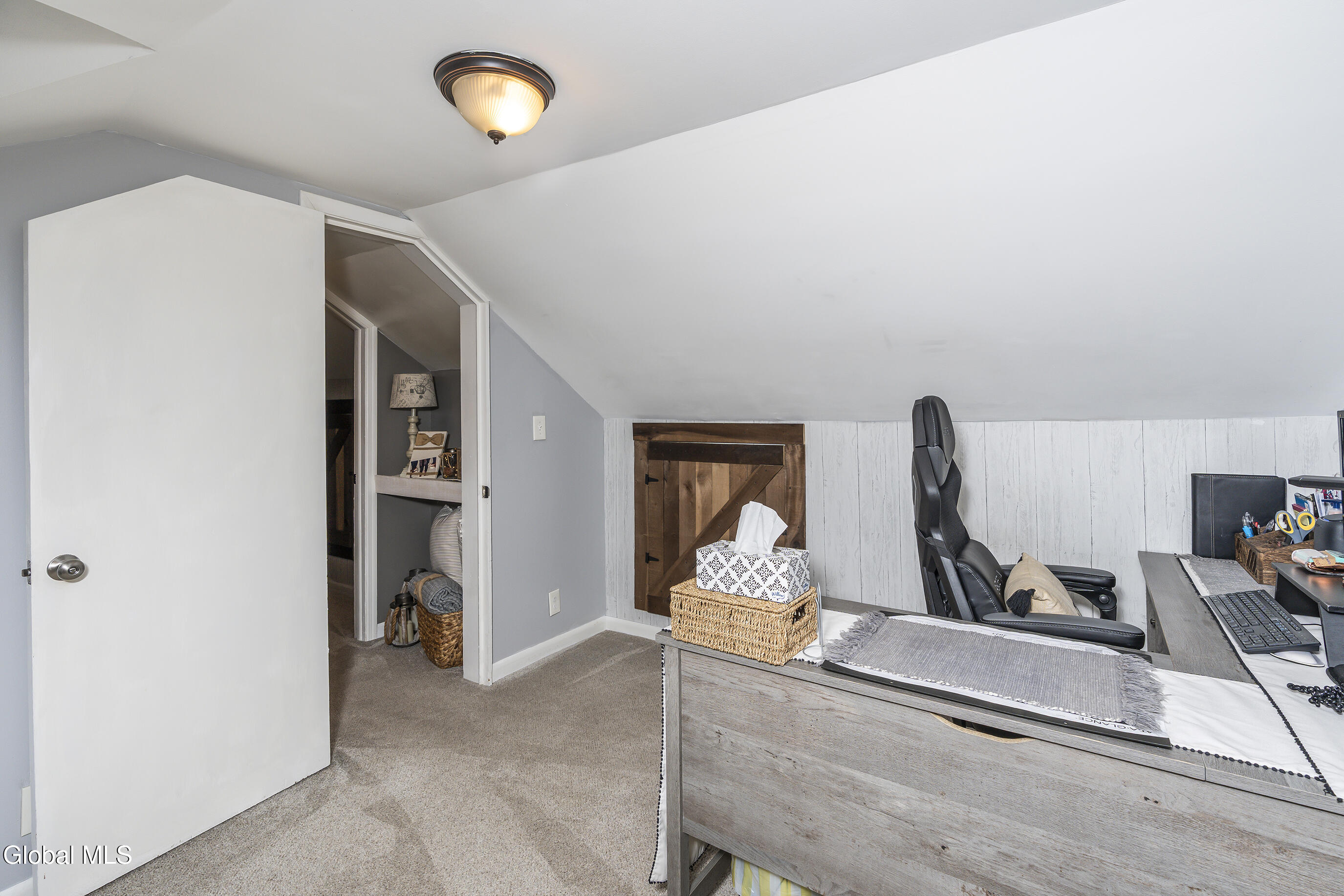 1094 Roberta Road Schenectady, NY 12303 - Photo 29 of 47 054-1094-Roberta-Rd