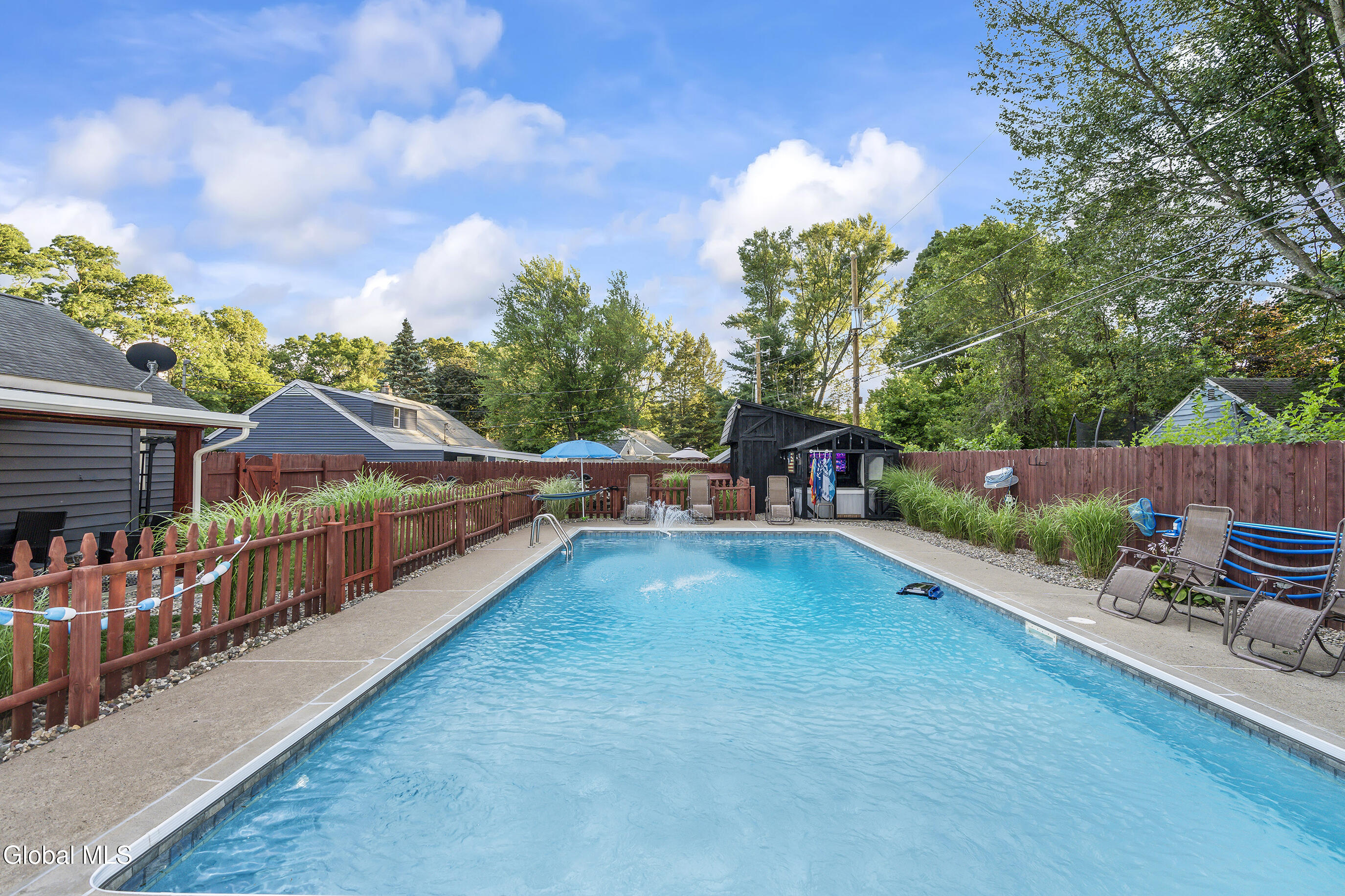 1094 Roberta Road Schenectady, NY 12303 - Photo 40 of 47 007-1094-Roberta-Rd