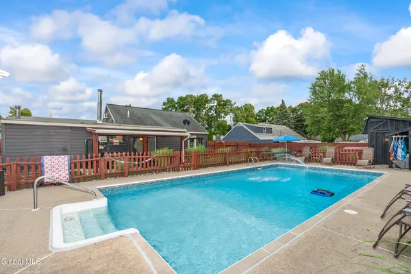 $335,000 | 1094 Roberta Road, Schenectady, NY 12303