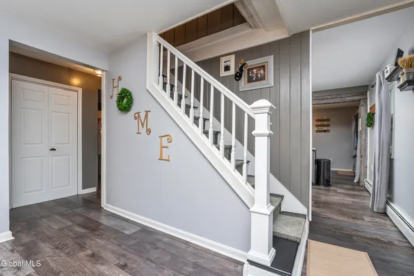 $335,000 | 1094 Roberta Road, Schenectady, NY 12303